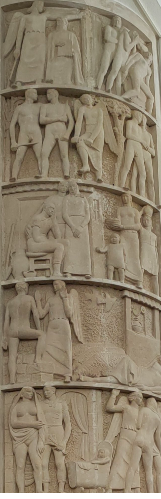 bassorilievo assise.jpg